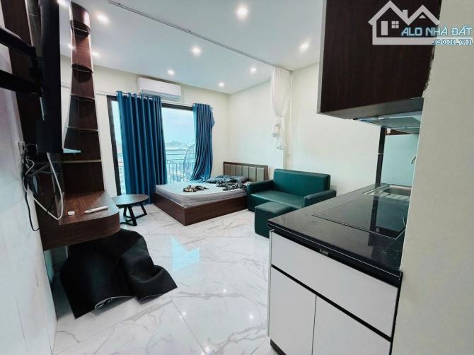 CCMN Hoàng Hoa Thám, 80m x 7 tầng, 23 căn hộ, lô góc, full nội thất, dòng tiền 1,3 tỷ