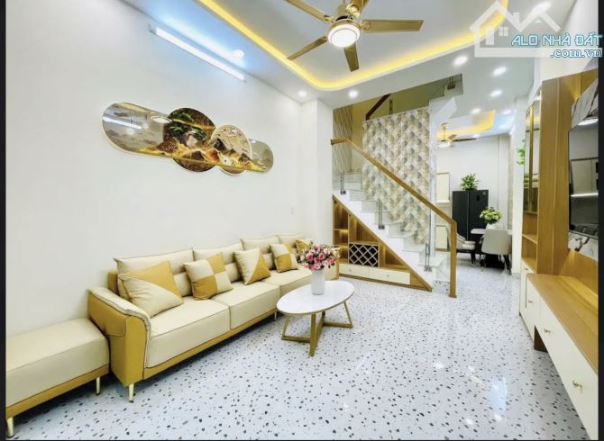 Nhà mới Phạm Văn Chiêu Gò Vấp-37m2-4 Tầng chỉ 6 tỷ-Hẻm xe hơi 1 trục