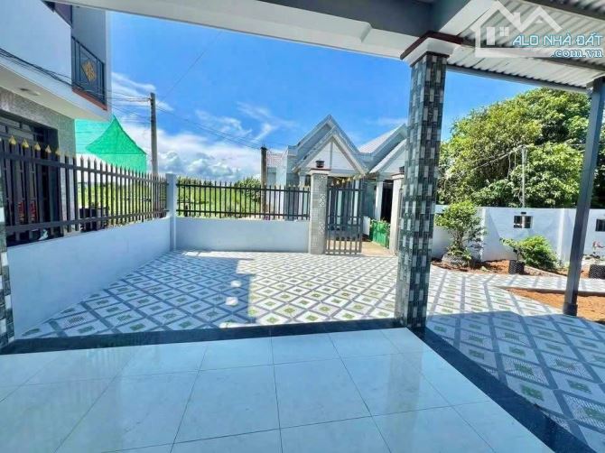 Cần Giuộc nhà vườn 368m2 SHR chỉ 1tỷ9 mua là dọn vào ở ngay.