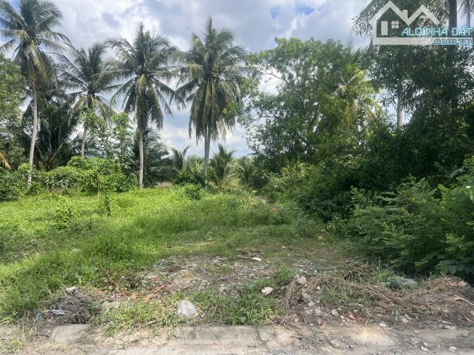 Bán 115 m2 đất có thổ cư mặt tiền đuờng Đoàn Thi Nghiệp nối dài,Phuớc Thạnh tp Mỹ Tho