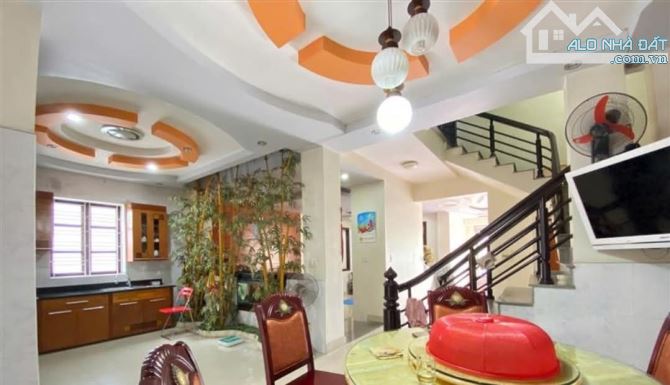 Bán đất tặng nhà Thiên Lôi, Vĩnh Niệm, Lê Chân, giá chỉ 25,9 tỷ