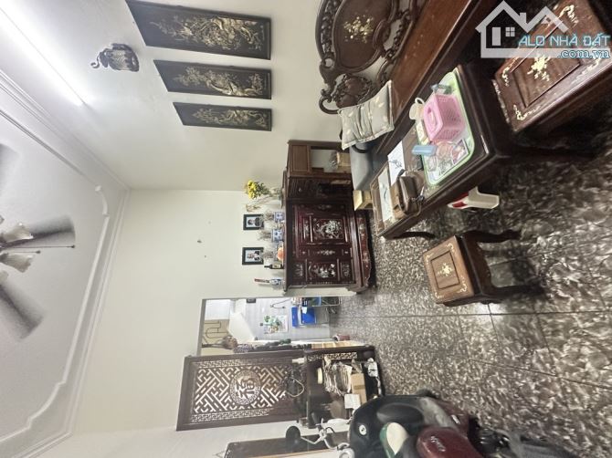 Cực Hiếm Bán đất tặng nhà 3 tầng Nguyễn Văn Cừ 70m mặt tiền rộng 70m nhỉnh 10 tỷ (TL)