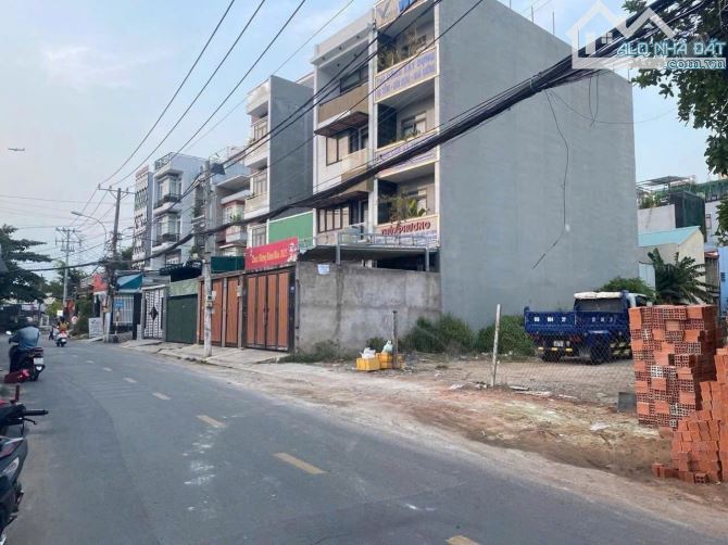 Hiếm.Đất mặt tiền đường 11 P.Trường Thọ, Thủ Đức. Giá chỉ 9 tỷ