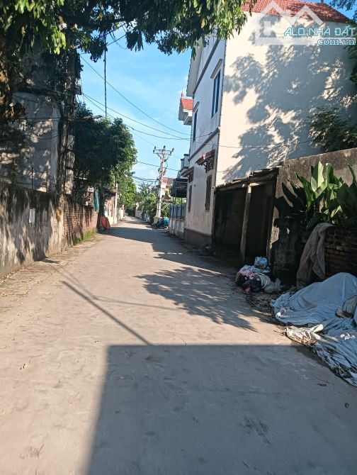 Mảnh đất nhỏ xinh vuông đẹp khuôn tiền 👉 tự nhiên -thường tín