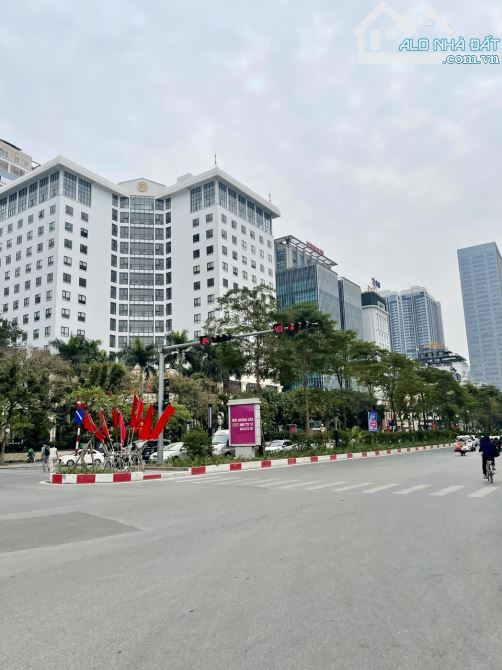 CỰC HIẾM-CĂN HỘ TẬP THỂ- FULL NỘI THẤT-ĐẦU TƯ GIỮ TIỀN- 90M CHỈ 3,999Tỷ -TÂY SƠN-kHÔNG CÓ