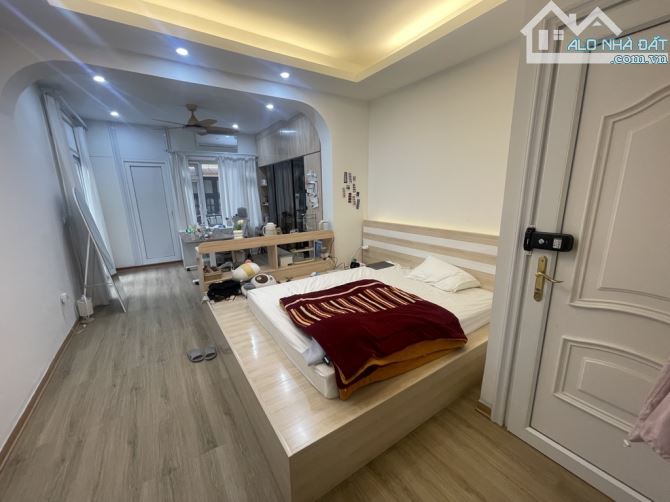 Nhà mới đẹp phố Đào Tấn, 65m2, ô tô vào, chỉ 20 tỷ