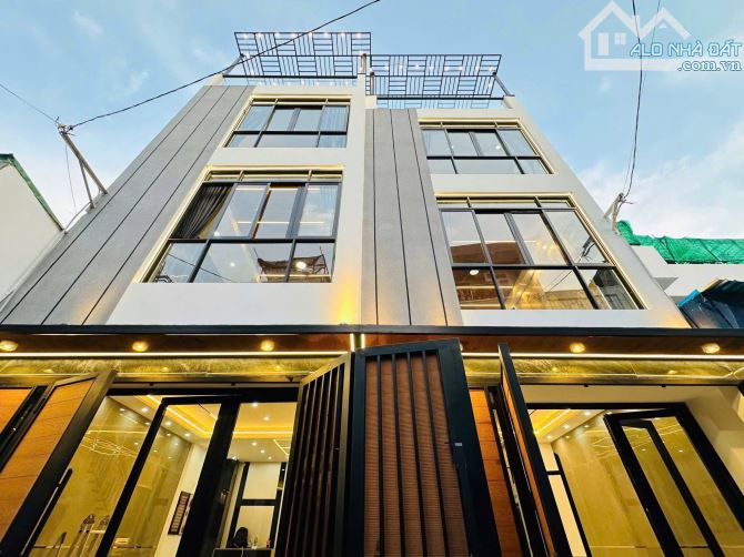 SIÊU PHẨM NHÀ ĐẸP FULL NỘI THẤT, 488/ PHẠM VĂN CHIÊU | 4,1 X 13,5m |5 Tầng, Thang máy |