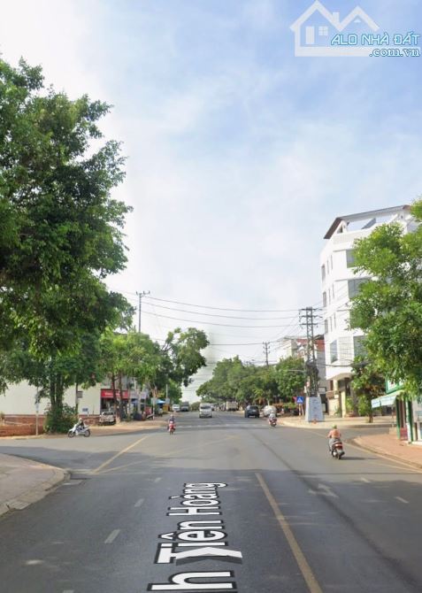9M MẶT TIỀN ĐINH TIÊN HOÀNG, TP BMT  9x40m