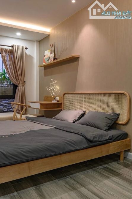 🌊 NHÀ 2 TẦNG – 9 PHÒNG FULL NỘI THẤT – LƯƠNG THẾ VINH SÁT BIỂN – DOANH THU 30TR/THÁNG