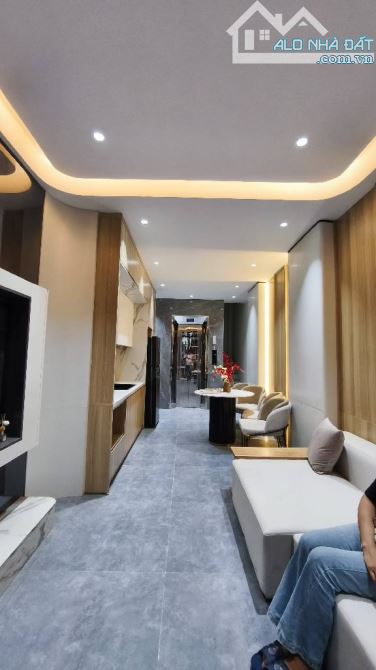 BÁN NHÀ VẠN PHÚC - HÀ ĐÔNG - THANG MÁY - Ô TÔ ĐỖ GẦN- 33M x 5 TẦNG -  3 NGỦ - GIÁ 7 TỶ 6