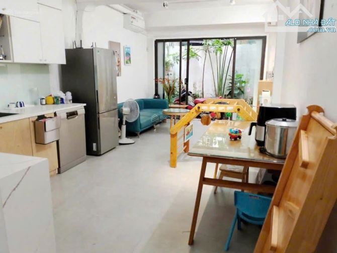 BÁN GẤP NHÀ KHƯƠNG ĐÌNH - BÙI XƯƠNG TRẠCH 54M 3 TẦNG Ô TÔ QUA CỬA 5M RA Ô TÔ TRÁNH NHAU