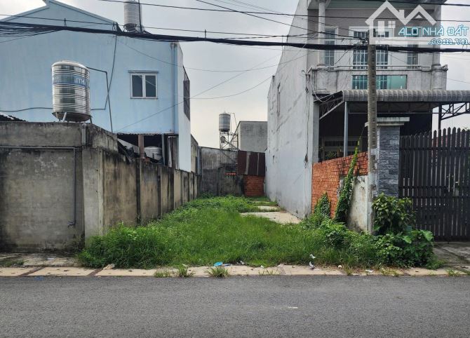 VÀI LÔ ĐẤT THỔ, ĐẤT VƯỜN SỔ RIÊNG Ở CỦ CHI GIÁ TỐT 550 TRIỆU