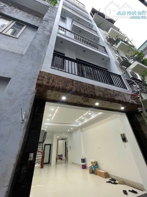 💥 NHÀ ĐẸP NGUYỄN VĂN LINH– 6 THANG MÁY – Ô TÔ NGỦ TRONG NHÀ – Ở LUÔN