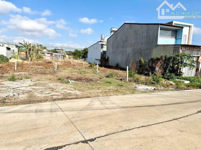 Cần Bán Đất Hẻm Triệu Quang phục Thành nhất