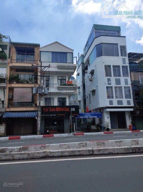 Bán căn nhà góc 2MT Ngô Tất Tố, BT. Dt: 5X20m, Kc: 5 tầng, Hđt: 120tr/th. Gía: 28t còn 23t