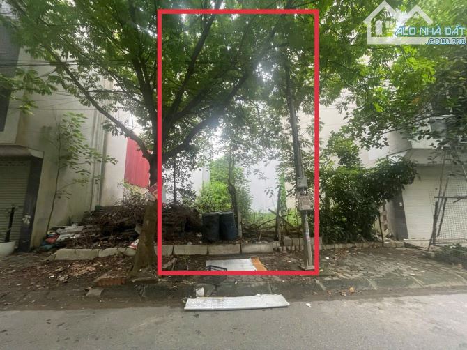 Bán đất dịch vụ Cổng đồng La Khê, view thoáng vĩnh viên, 50m2, mt 4,17m giá bán 13,5 tỷ