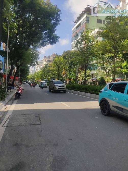 BÁN ĐẤT MẶT ĐƯỜNG LẠC LONG QUÂN TÂY HỒ - VỊ TRÍ ĐẦU TƯ KINH DOANH ĐẸP: DT 178M2 - 70 TỶ