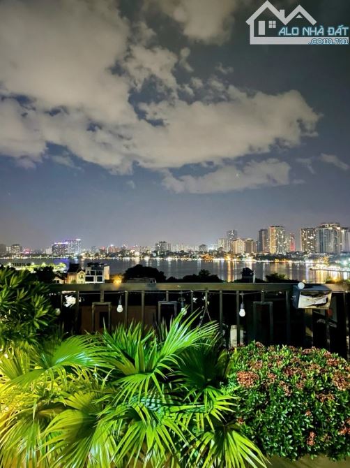 SIÊU PHẨM TÂY HỒ - TOÀ APARTMENT 3 MẶT THOÁNG - DOANH THU ~2 tỷ / NĂM - DÂN XÂY CỰC ĐẸP K