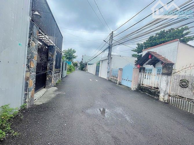 NP776 Bán căn nhà Kp7 P Tân Phong 💵Giá chỉ 2.9 tỉ 📍Ngay Trường Học CẤP 2 Tân Phong. Phườ