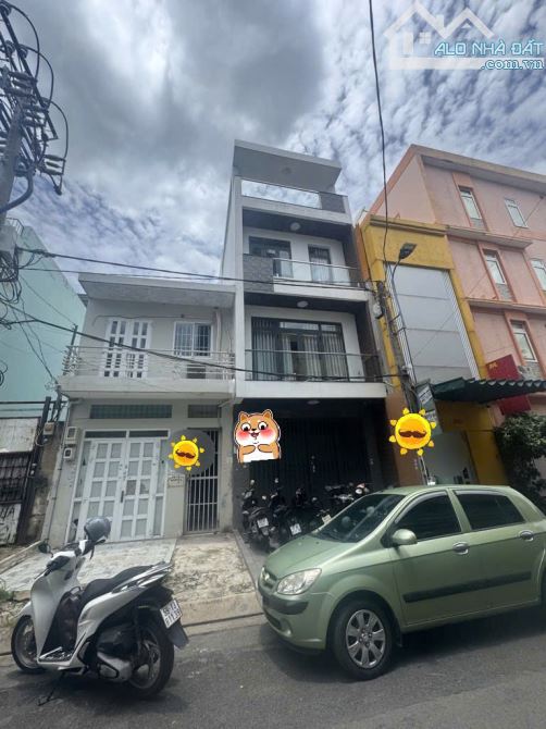 Nhà 2 tầng  Hẻm 8m có vỉa hè  vài bước ra mặt tiền Lê trọng Tấn Tân Phú  4.3x18m Giá 9.5Tỷ