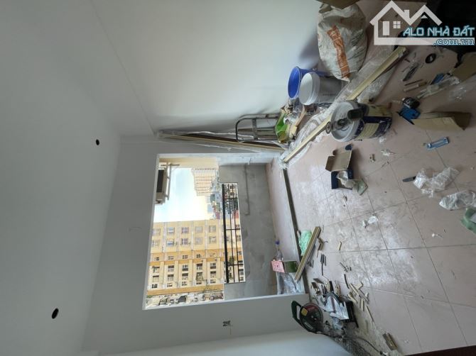 BÁN CHUNG CƯ TRẦN QUÝ KIÊN 60M2 TẦNG TRUNG GIÁ CHỈ 5.2 TỶ