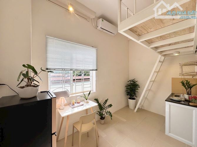 Cho thuê căn hộ Duplex Cửa sổ thoáng Q10 gần ĐH Kinh tế UEH, ĐH Huflit, ĐH Hoa Sen