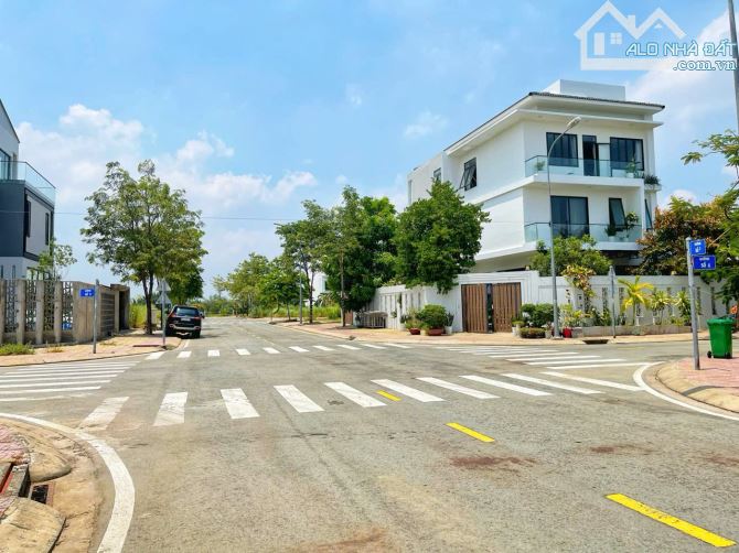 Bán đất đường Phạm Hữu Lầu, 9x17m, đường 12m, khu dân cư, gần Phú Mỹ Hưng