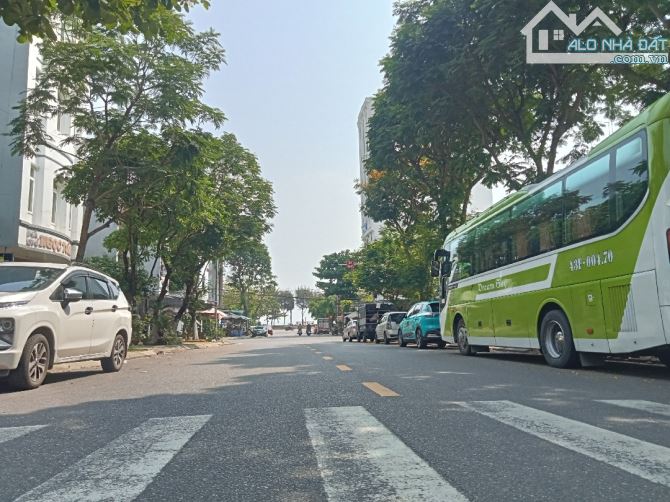 BÁN NHÀ MẶT TIỀN NGUYỄN THỊ BẢY - DT LÊN ĐẾN 372M2, MẶT TIỀN 13M - GIÁ CHỈ NHỈNH 17TYX