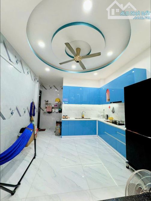 Bán Nhanh Giảm 1.9 tỷ Nhà 1/ HXT Thoại Ngọc Hầu Tân Phú DT Khủng 5.2mx23m 2 Tầng 12.5 Tỷ
