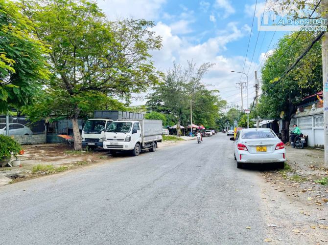 BÁN ĐẤT 8x25M, 200M2, NGUYỄN VĂN TẠO, LONG THỚI, ĐƯỜNG 12M, GIÁ 6.2 TỶ