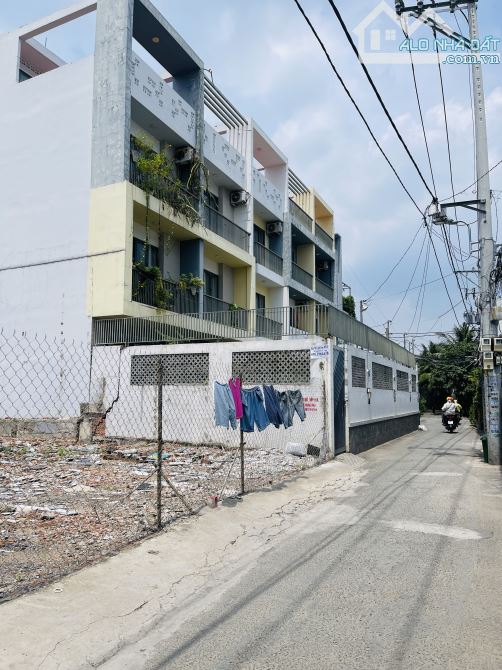 Bán ĐẤT Hẻm Xe Tải đường Đinh Thị Thi ngay KĐT Vạn Phúc DT: 83m2 Giá 6.89 Tỷ