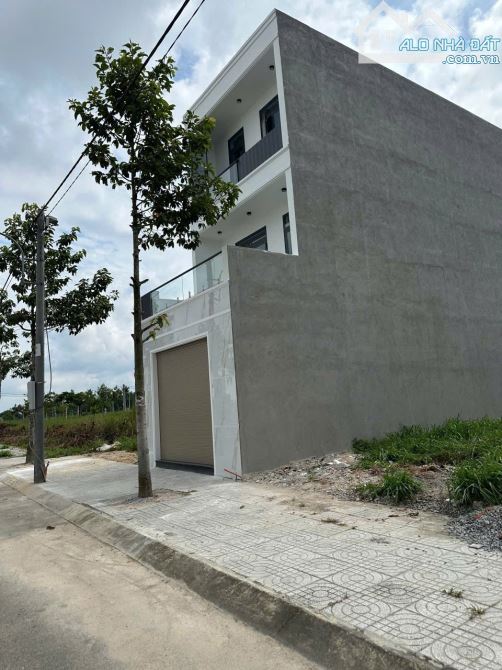 chủ kẹt lô đất cần bán nhanh trong tuần ngay khu công nghiệp