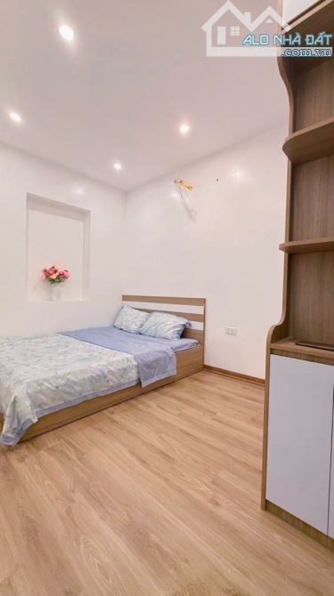 Tập thể tầng 2 Nhà hát chèo Mai Dịch - 70m2 - 2N2VS - Gần phố - Tiện ích bạt ngàn - 3