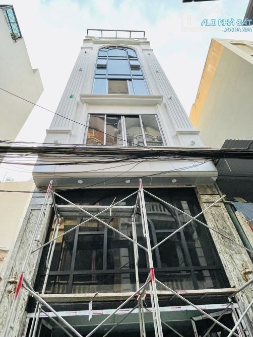 𝙋𝙃Ố 𝙏Ô𝙉 ĐỨ𝘾 𝙏𝙃Ắ𝙉𝙂 - 𝙉𝙃À 8 𝙏Ầ𝙉𝙂 𝙏𝙃𝘼𝙉𝙂 𝙈Á𝙔 – 𝙏𝙍𝙐𝙉𝙂 𝙏Â𝙈 ĐỐ𝙉𝙂 Đa