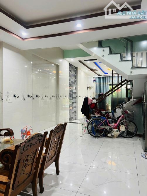 🔴💥Nhà nhà 3 tầng đường Dương Đức Hiền - Gần biển