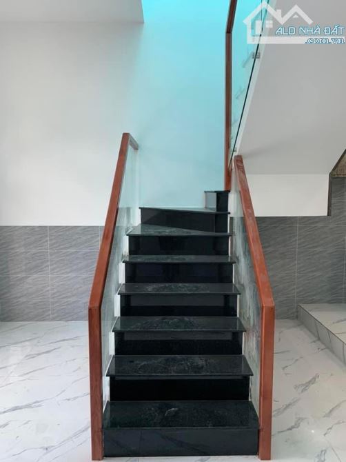 🏡 Cần bán – Nhà 1 trệt 1 lầu (hẻm xe máy) – Bạch Đằng, P5 – 35m² – 2.1 tỷ – Nhà nhỏ xinh