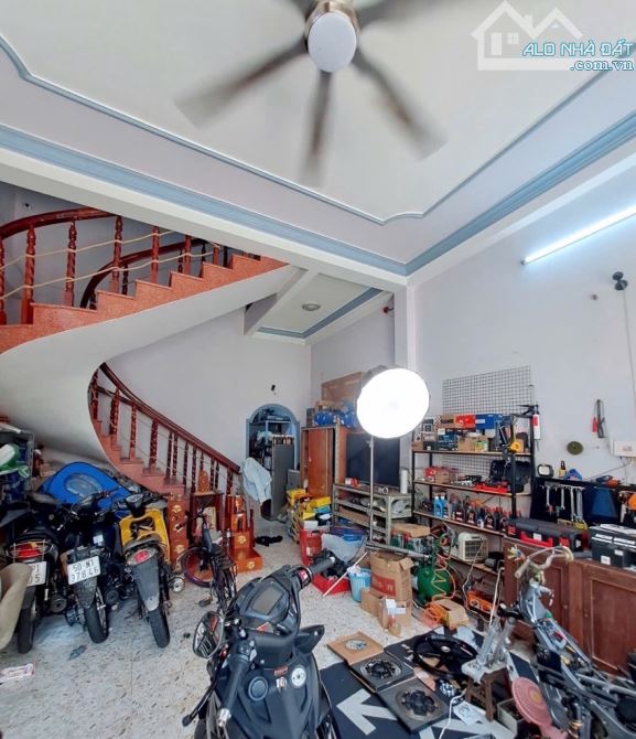 QUÁ HIẾM_RỘNG,ĐẸP_GIÁ TỐT_BÁN NHÀ_2 TẦNG ĐÚC 5X11_TÂN KỲ TÂN QUÝ _TÂN PHÚ