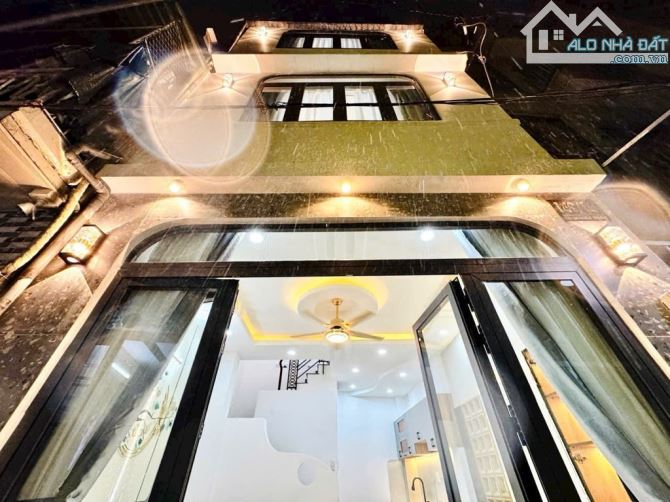 BÁN NHÀ ĐẸP NỞ HẬU GẦN MT LÊ QUANG ĐỊNH - BÌNH THẠNH - 4 TẦNG - 24M2 - NHỈNH 4 TỶ