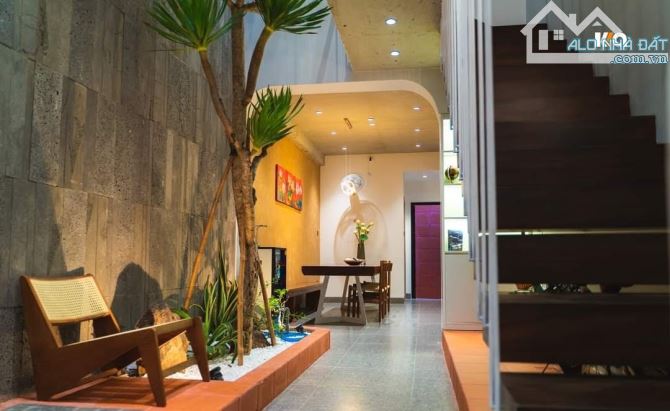 MỘT SIÊU PHẨM NHÀ PHỐ DO TỰ TAY CHỦ THIẾT KẾ VÀ XÂY DỰNG, 64m2, HẺM Ô TÔ TÂY SƠN, QUI NHƠN