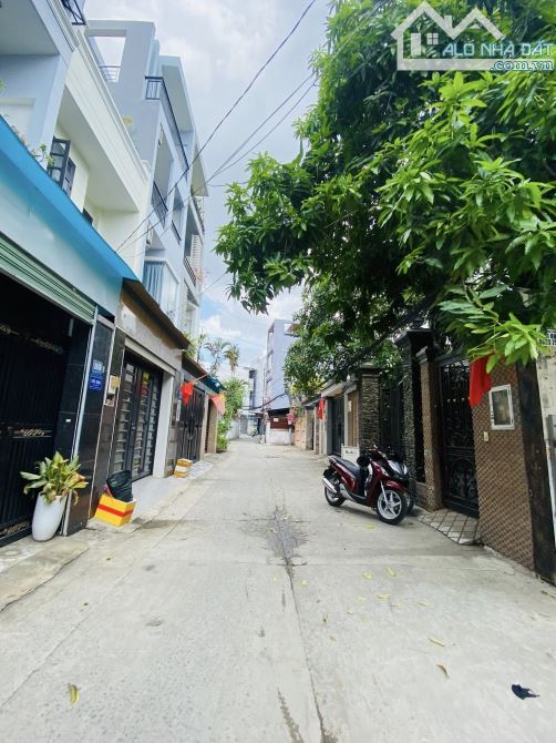 HIẾM, NHÀ 4 TẦNG 97M2 (NGANG 5M) HXT Nguyễn Duy Trinh 9,49 tỷ