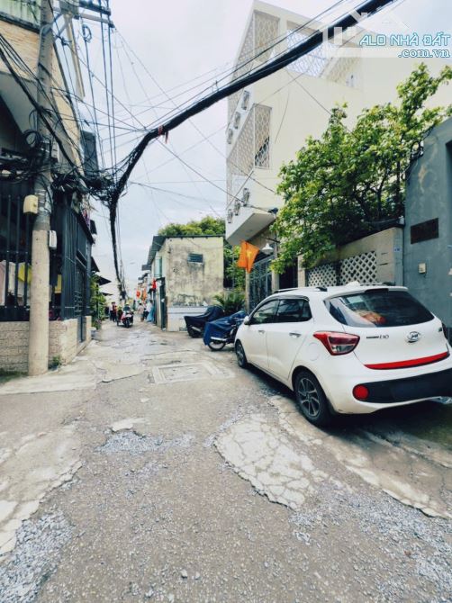 NHÀ Mới ĐẸP, KHU VIP P3, Q8, ÂU DƯƠNG LÂN, CÁCH HẺM XE HƠI CHỈ VÀI BƯỚC CHÂN CHỈ 3.38 TỶ