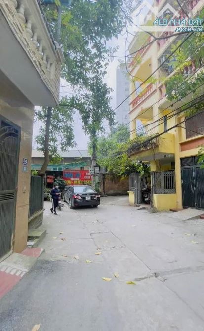 Cầu GIấy phân lô ôtô tránh kinh doanh lô góc 2 mặt thoáng Hoàng Quốc Việt 4 tầng 54m 17 tỷ