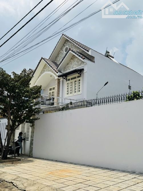 Bán gấp biệt thự đường nhựa KDC Tân Phong, Biên Hoà 10tỷ