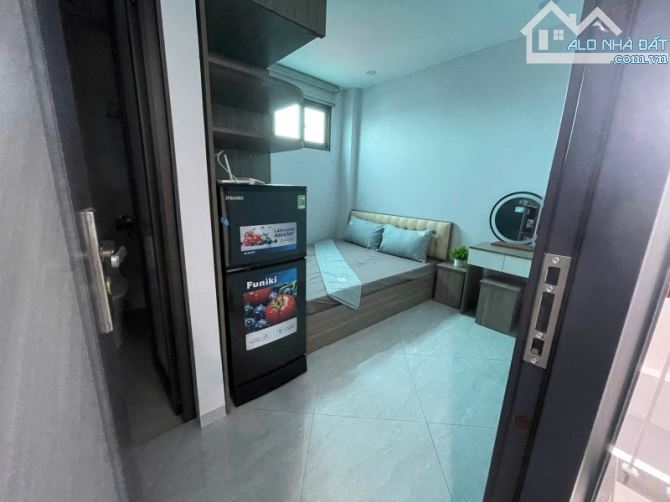 bán chung cư mini phùng hưng, 250m2, 11 tầng, ngang 12m, 105 phòng, giá 99 chào tỉ