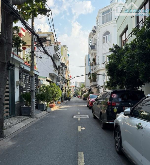 Bán nhà hẻm xe hơi Hoàng Hoa Thám NGANG 5M GPXD 6 tầng 70m2 nhỉnh 11 tỷ tl