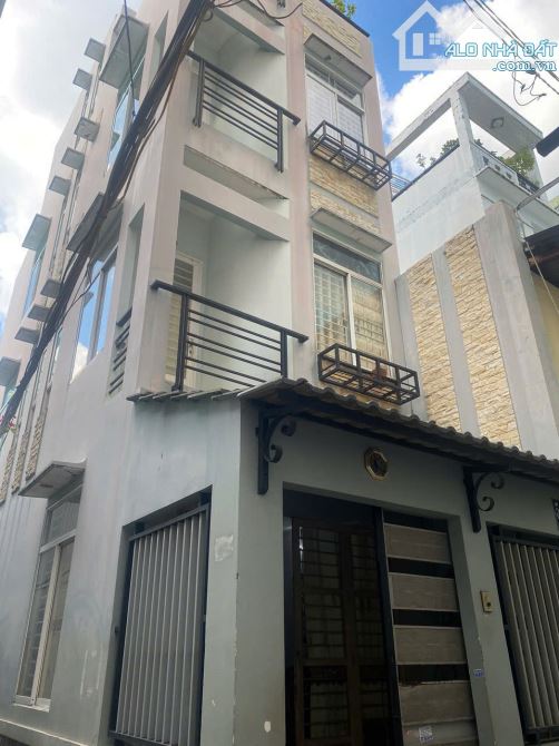 Bán nhà hẻm xe hơi Lê Hồng Phong, P2 Q 5 dưới 7 tỷ