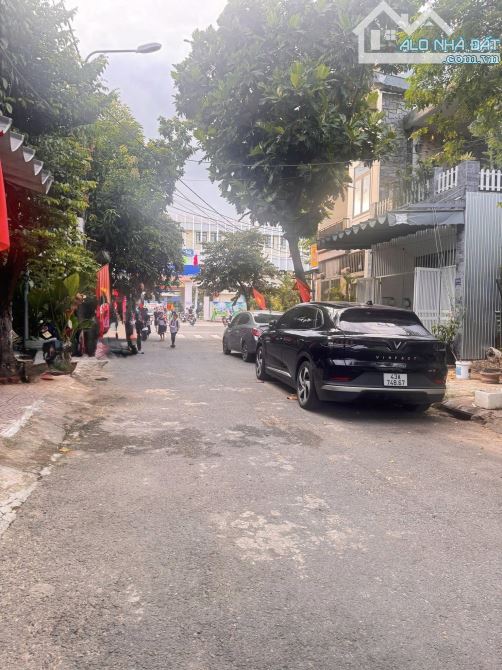 📌📌Làm việc trực tiếp!!! 🍀 Bán lô đất đường Trần Quý Khoách  - Diện tích : 85m2 ngang 5m
