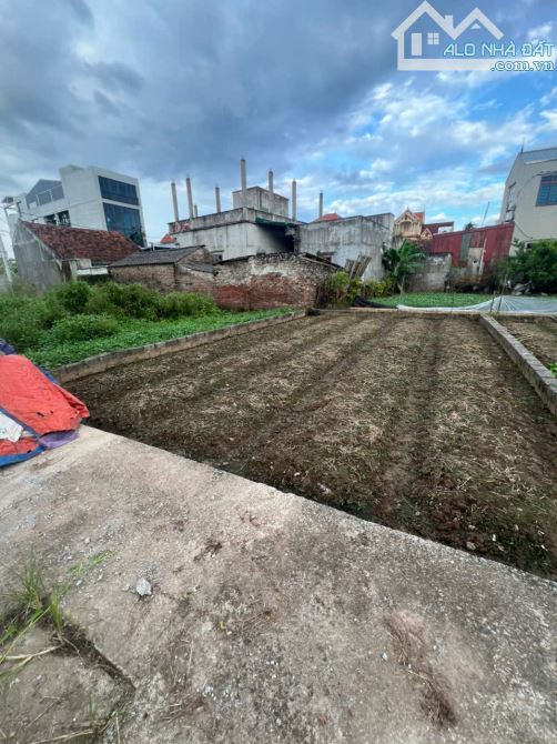 🏡 CHÍNH CHỦ BÁN ĐẤT ĐẸP – THƯ DƯƠNG, CHƯƠNG DƯƠNG 🏡  ** Diện tích: 54,8m² ** đất nở hậu