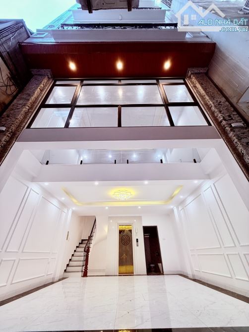 BÁN NHÀ 8 TẦNG THANG MÁY MỚI TINH TRUNG TÂM THANH XUÂN – GIÁ 16 TỶ