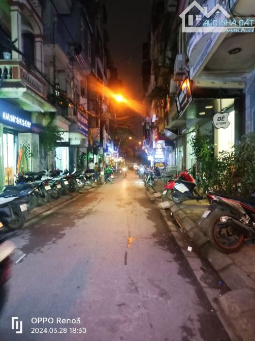 BÁN NHÀ 60 m2,5Tầng,Mt:4m,GIÁ18,3 TỶ, PHÂN LÔ ÔTÔ TRÁNH, NGUYỄN KHÁNH TOÀN, NGHĨA ĐÔ, CG